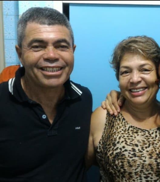 Eugênio e a irmã Laudeci — identificação da família