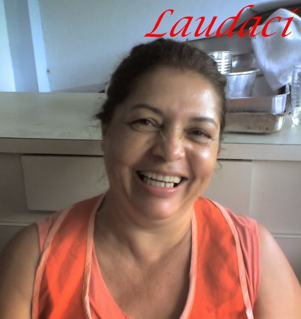 Fotografia do álbum de Laudeci